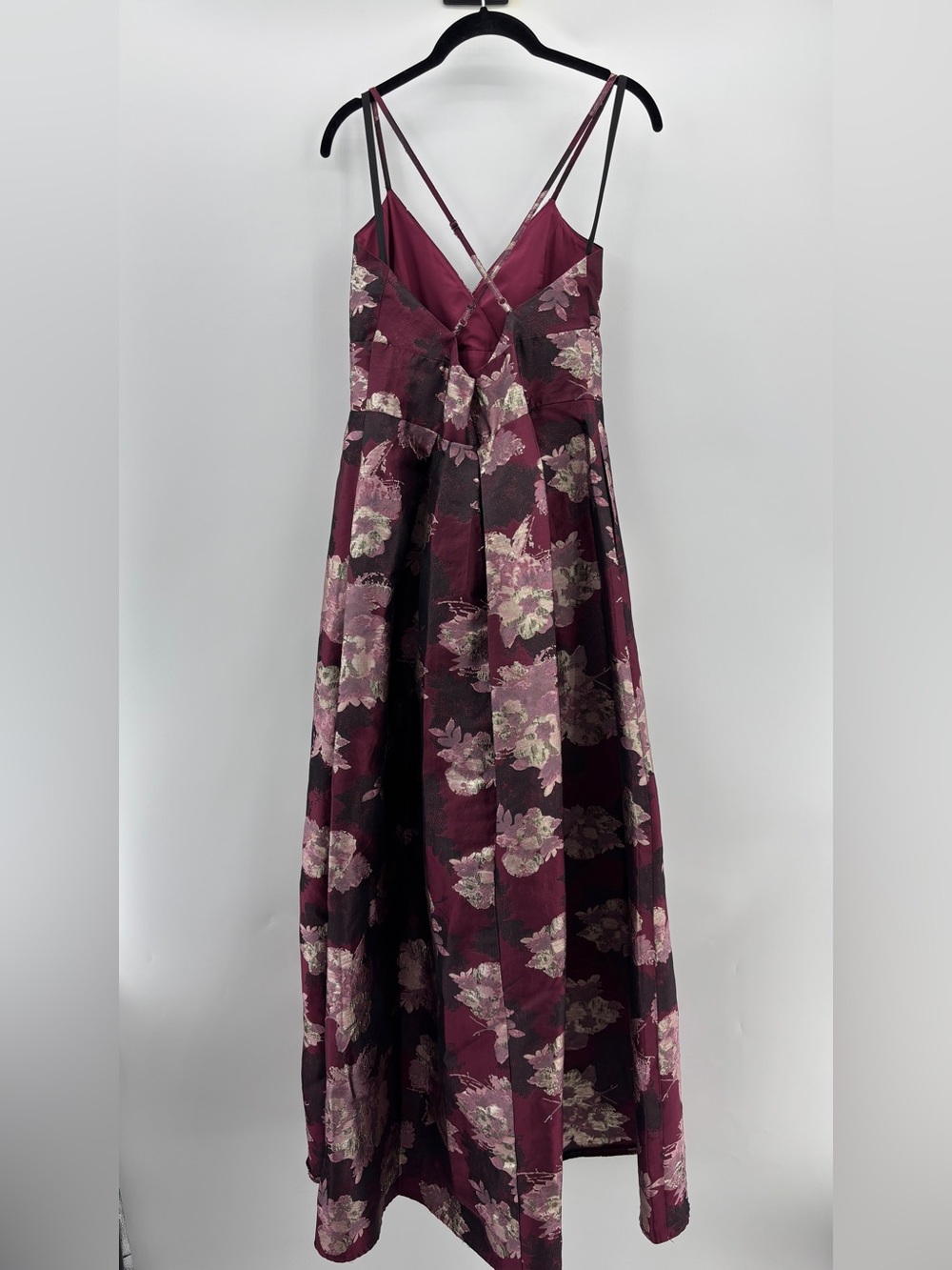 Hutch Merlot Floral Gown - Picture 6 of 7